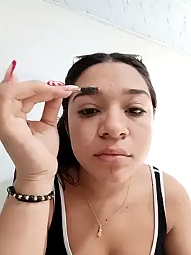 Snapshot of -VICKKY chatting on 15, 12, 2025 -VICKKY online show from 15, 12, 2025