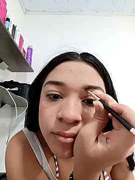 Snapshot of -VICKKY chatting on 19, 12, 2025 -VICKKY online show from 19, 12, 2025