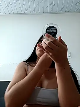 Snapshot of -VICKKY chatting on 19, 1, 2026 -VICKKY online show from 19, 1, 2026