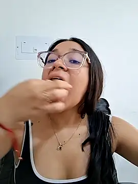 Snapshot of -VICKKY chatting on 12, 2, 2026 -VICKKY online show from 12, 2, 2026