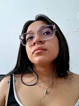 Snapshot of -VICKKY chatting on 17, 2, 2026 -VICKKY online show from 17, 2, 2026