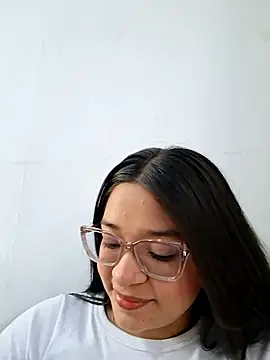 Snapshot of -VICKKY chatting on 20, 2, 2026 -VICKKY online show from 20, 2, 2026