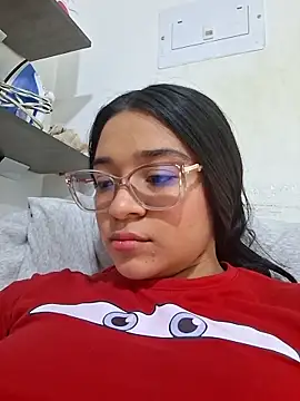 -VICKKY online show from 15, 4, 2026