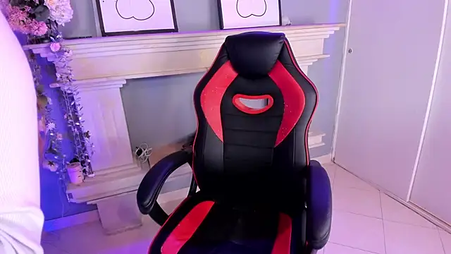 Snapshot of tiffany_becker chatting on 18, 3, 2025 tiffany becker online show from 18, 3, 2025