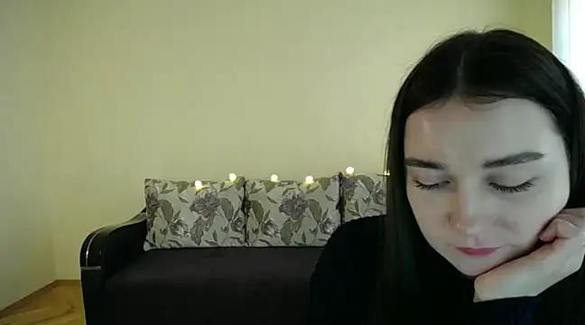 Pretty shy online show from 1, 2, 2025