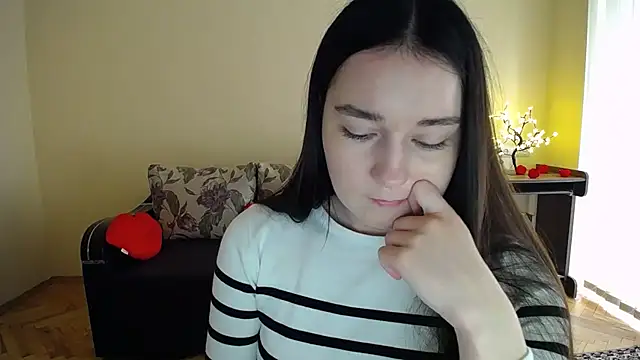Snapshot of Pretty_shy chatting on 28, 5, 2026 Pretty shy online show from 28, 5, 2026