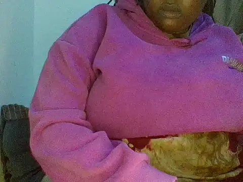 Snapshot of zoey10 chatting on 7, 5, 2026 zoey10 online show from 7, 5, 2026