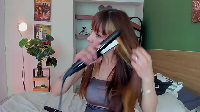 Snapshot of iriiina_veneno chatting on 15, 5, 2026 iriiina veneno online show from 15, 5, 2026