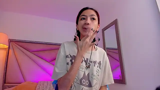 BonnieCute  online show from 12, 11, 2025