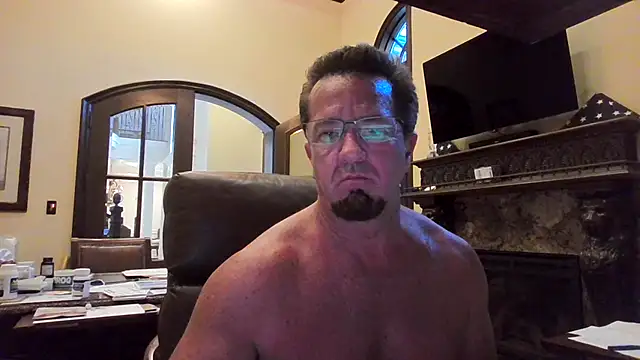 Snapshot of sluttydylan chatting on 3, 5, 2026 sluttydylan online show from 3, 5, 2026