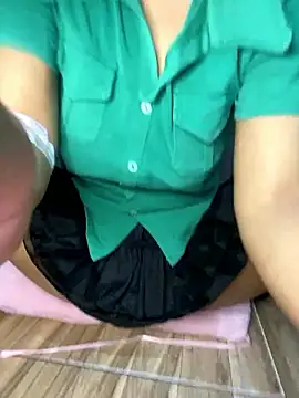 Snapshot of Sofia_xx2 chatting on 9, 12, 2024 Sofia xx2 online show from 9, 12, 2024