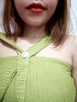 Snapshot of Sofia_xx2 chatting on 4, 1, 2025 Sofia xx2 online show from 4, 1, 2025