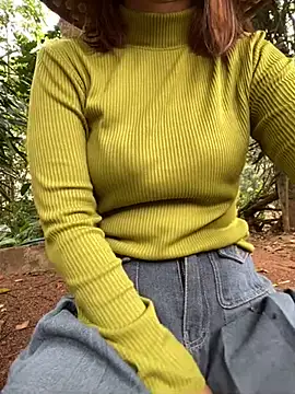 Snapshot of Sofia_xx2 chatting on 6, 2, 2025 Sofia xx2 online show from 6, 2, 2025