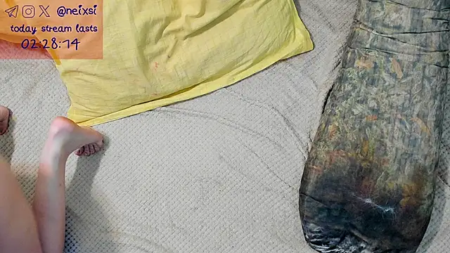 Snapshot of ixsi chatting on 17, 11, 2025 ixsi online show from 17, 11, 2025