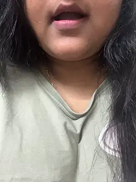 smile pretty online show from 6, 4, 2026