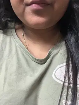 smile pretty online show from 7, 4, 2026