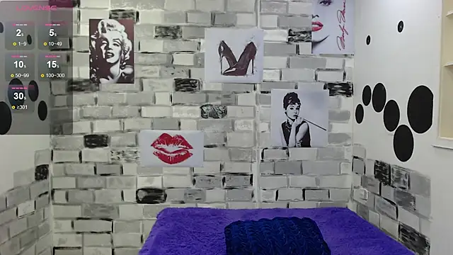 CasandraJones1 online show from 2, 12, 2024