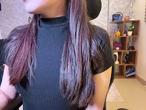 Snapshot of MidnightFlame chatting on 10, 1, 2025 MidnightFlame online show from 10, 1, 2025