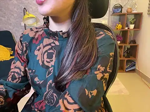 Snapshot of MidnightFlame chatting on 2, 2, 2025 MidnightFlame online show from 2, 2, 2025