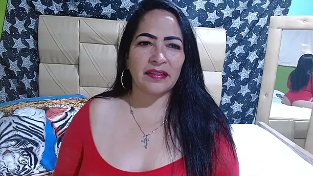 Stefanny Taylor  online show from 12, 1, 2026