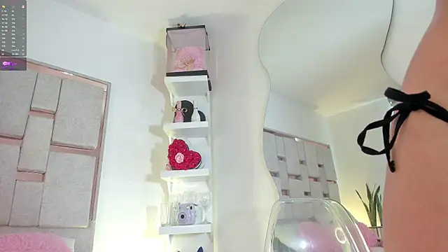 Snapshot of kristel_s chatting on 3, 10, 2025 kristel s online show from 3, 10, 2025