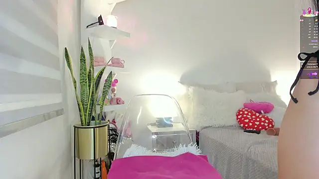 Snapshot of kristel_s chatting on 4, 3, 2026 kristel s online show from 4, 3, 2026