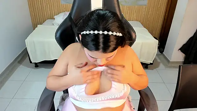 samy 19  online show from 9, 9, 2025