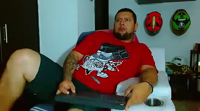 Michaell Myerss  online show from 27, 2, 2025