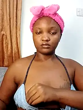 Ebony butt online show from 2, 12, 2025