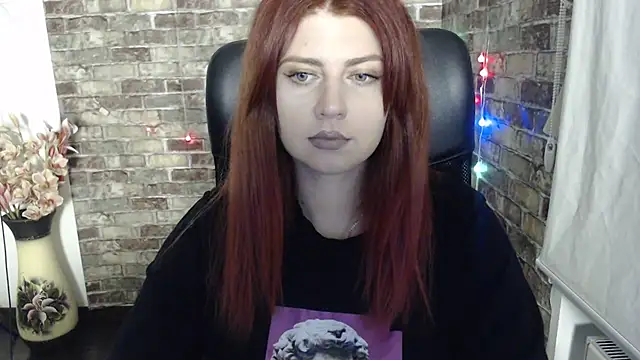 Lizzy Love online show from 17, 1, 2025