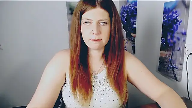 Snapshot of Lizzy_Love chatting on 19, 6, 2026 Lizzy Love online show from 19, 6, 2026