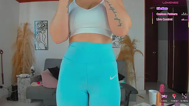Snapshot of cindy_love2 chatting on 6, 7, 2026 cindy love2 online show from 6, 7, 2026