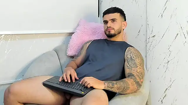 Snapshot of Ricardogo19 chatting on 18, 1, 2026 Ricardogo19 online show from 18, 1, 2026