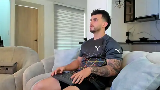 Snapshot of Ricardogo19 chatting on 18, 2, 2026 Ricardogo19 online show from 18, 2, 2026