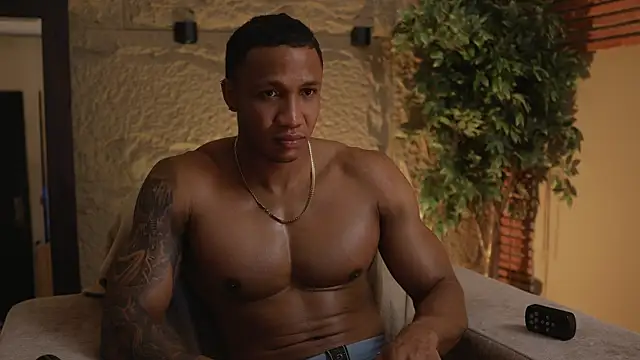 Logan Varela online show from 23, 10, 2025