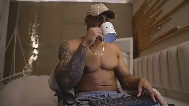 Logan Varela online show from 6, 4, 2026