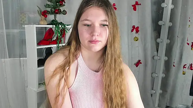 Snapshot of Rebecca_Kelly chatting on 6, 12, 2024 Rebecca Kelly online show from 6, 12, 2024
