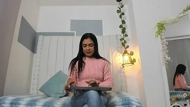 hannah gray online show from 9, 11, 2025