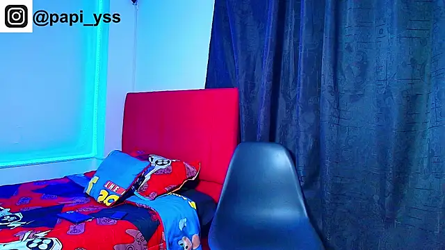 Snapshot of dominic_smith_ chatting on 12, 10, 2025 dominic smith online show from 12, 10, 2025