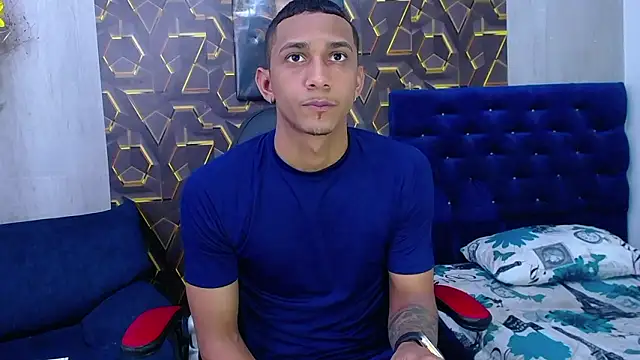 Snapshot of dominic_smith_ chatting on 25, 3, 2026 dominic smith online show from 25, 3, 2026