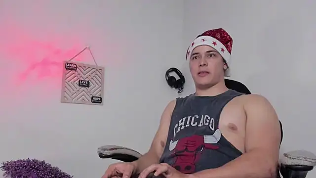 Alan hadid1 online show from 12, 12, 2024