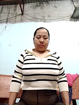 Queen 18200 online show from 18, 11, 2025