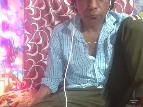 Snapshot of Bangingchick chatting on 27, 10, 2025 Bangingchick online show from 27, 10, 2025