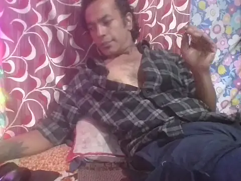 Snapshot of Bangingchick chatting on 30, 10, 2025 Bangingchick online show from 30, 10, 2025