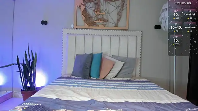 Miranda doll  online show from 1, 3, 2025