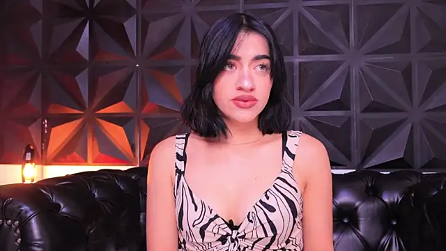 KasiaNoir  online show from 22, 1, 2025