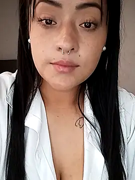 jjulietha95 online show from 11, 2, 2026