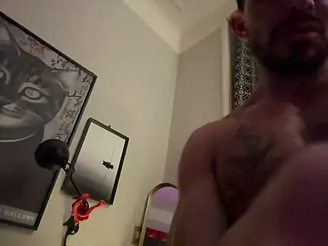 Snapshot of italian8764 chatting on 12, 11, 2025 italian8764 online show from 12, 11, 2025