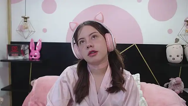 DanniAbbey online show from 9, 3, 2025