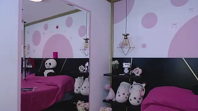 DanniAbbey online show from 8, 10, 2025